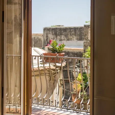 Casa Alessandra - De Vivo Realty Feriehus *