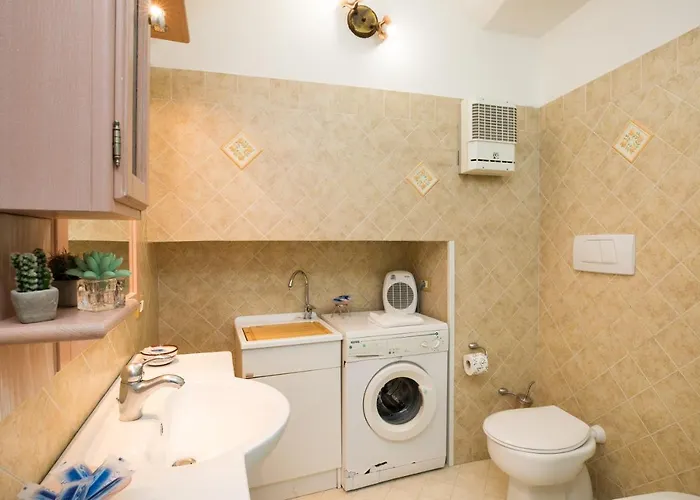 Casa Alessandra - De Vivo Realty *