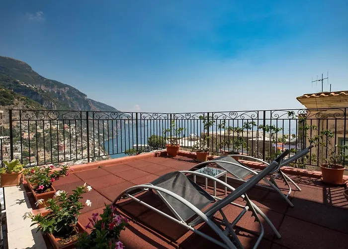 Casa Alessandra - De Vivo Realty