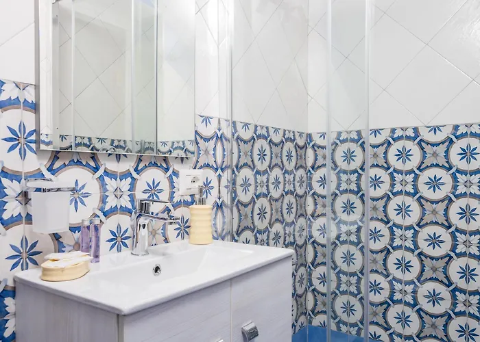 Casa Alessandra - De Vivo Realty * Позитано