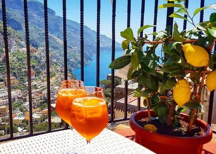 Casa Alessandra - De Vivo Realty Дом отдыха *