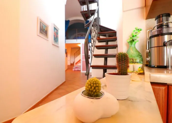 Casa Alessandra - De Vivo Realty