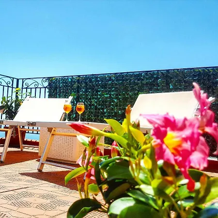 Casa Alessandra - De Vivo Realty