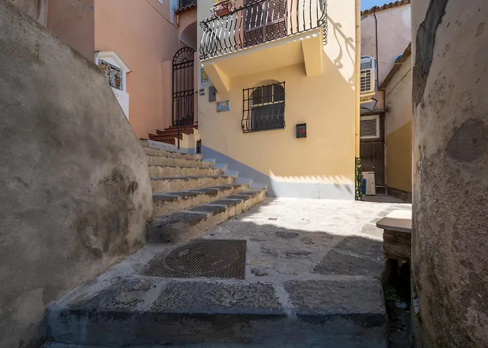 Casa Alessandra - De Vivo Realty